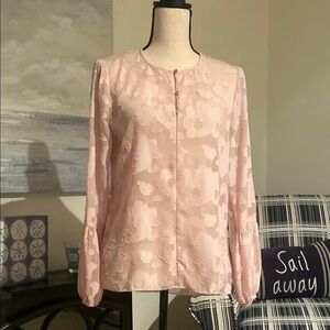 Chic Light Pink Floral Women's Blouse